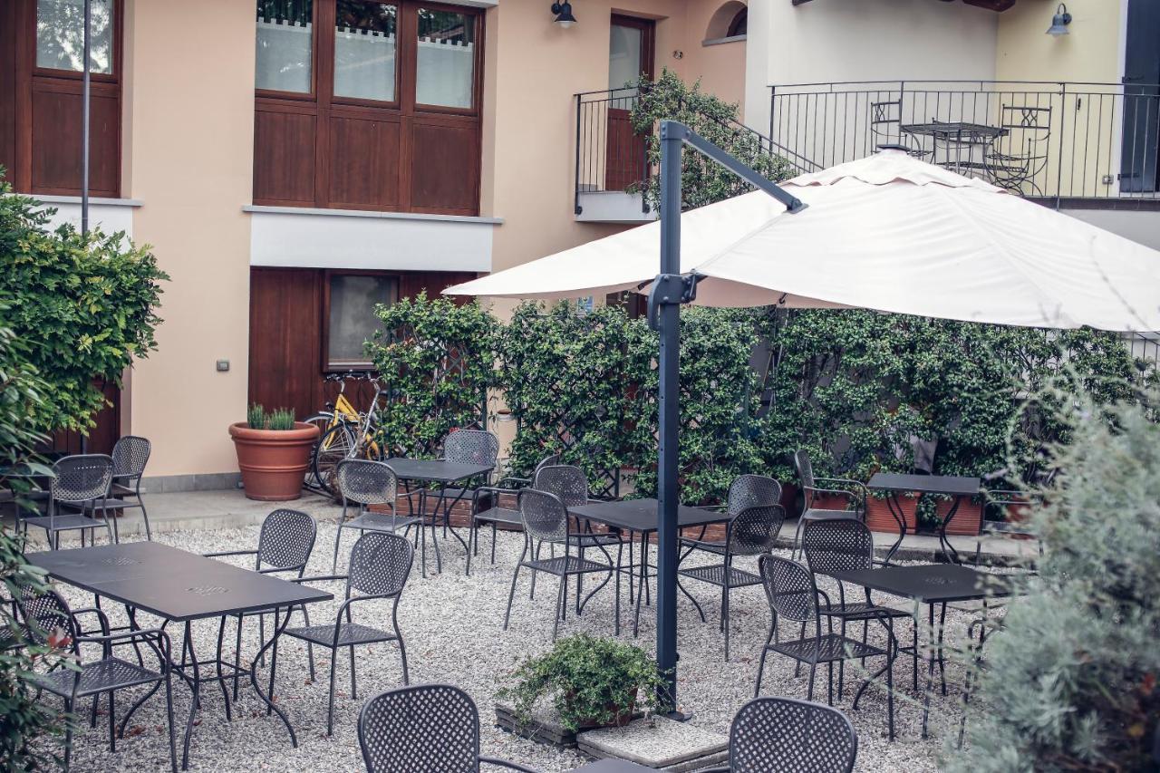 Locanda Orologio Cormòns Exteriör bild